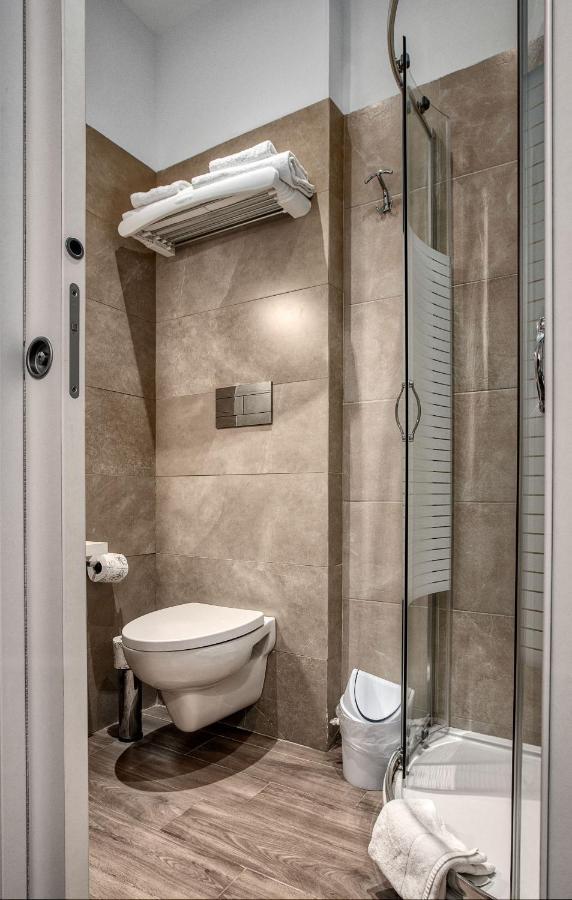 Trevi Qq Rooms Roma Exterior foto