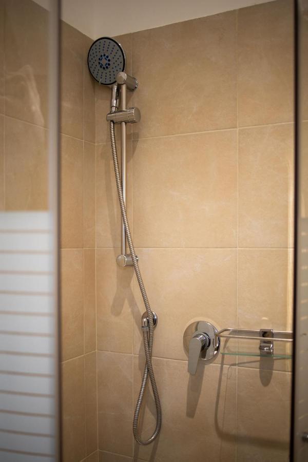 Trevi Qq Rooms Roma Exterior foto