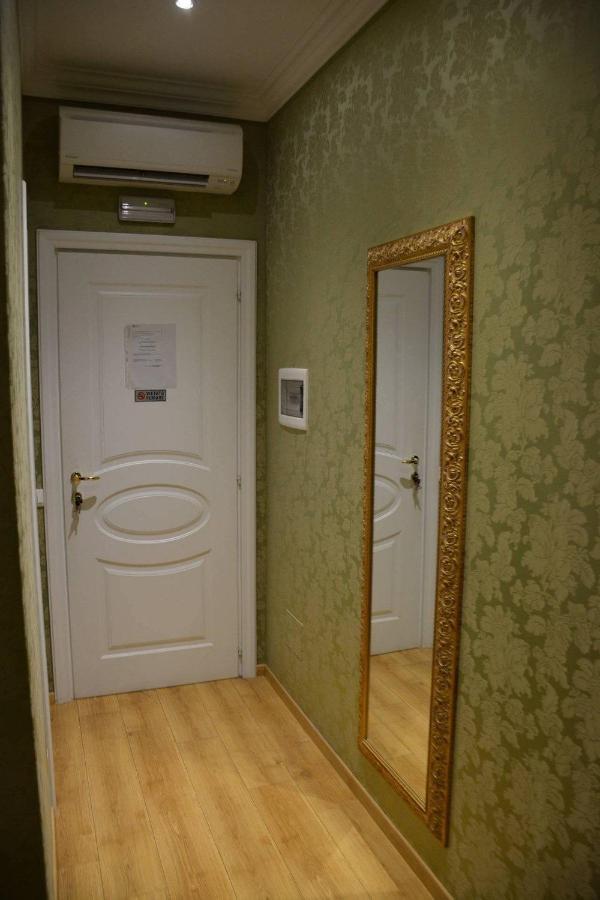 Trevi Qq Rooms Roma Exterior foto